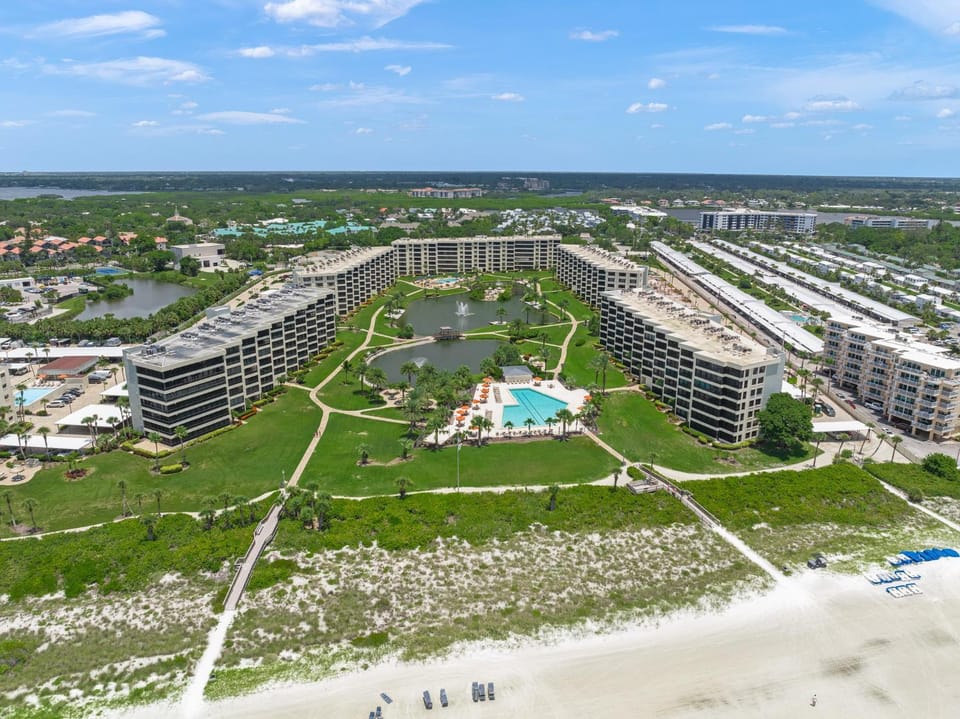 Gulf and Bay Club- A708 Apartment in Siesta Beach