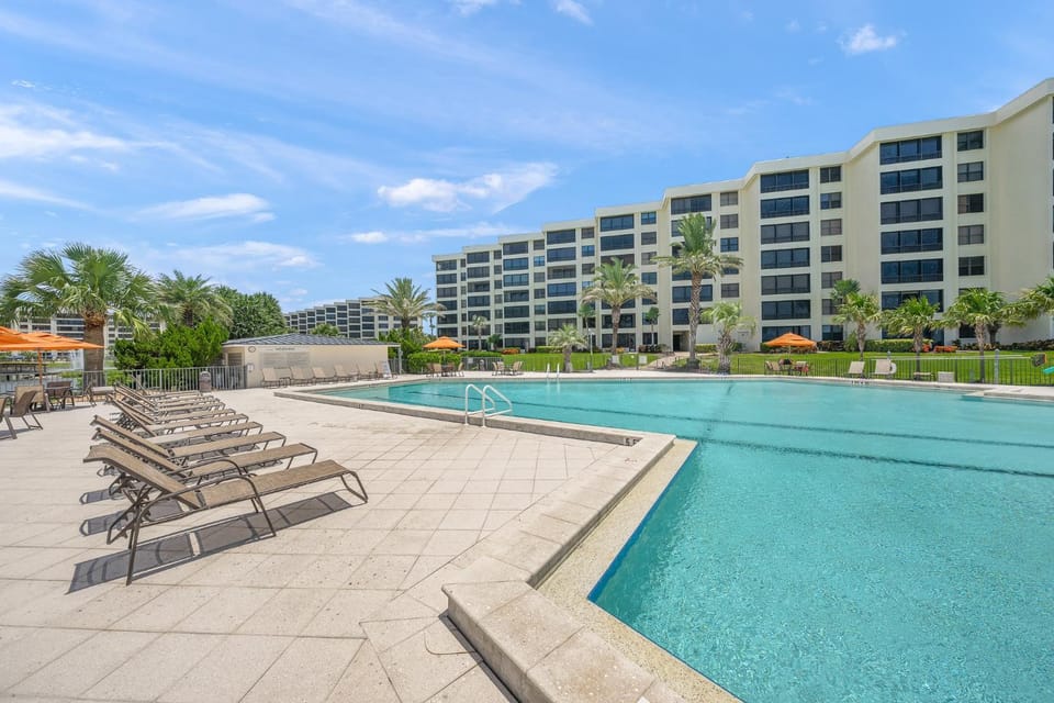 Gulf and Bay Club- B604 Apartment in Siesta Beach