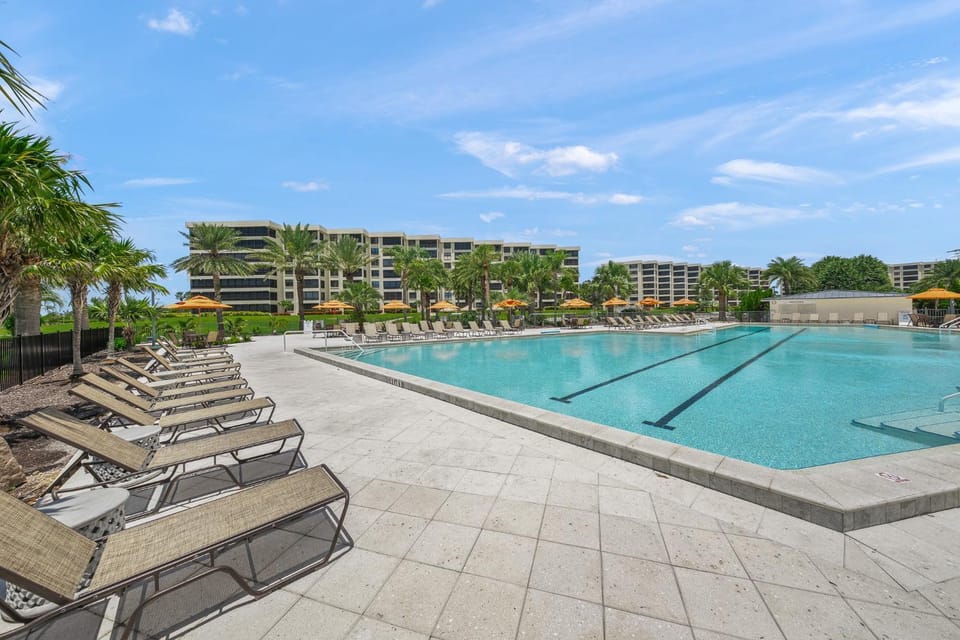 Gulf and Bay Club- B309 Apartment in Siesta Beach
