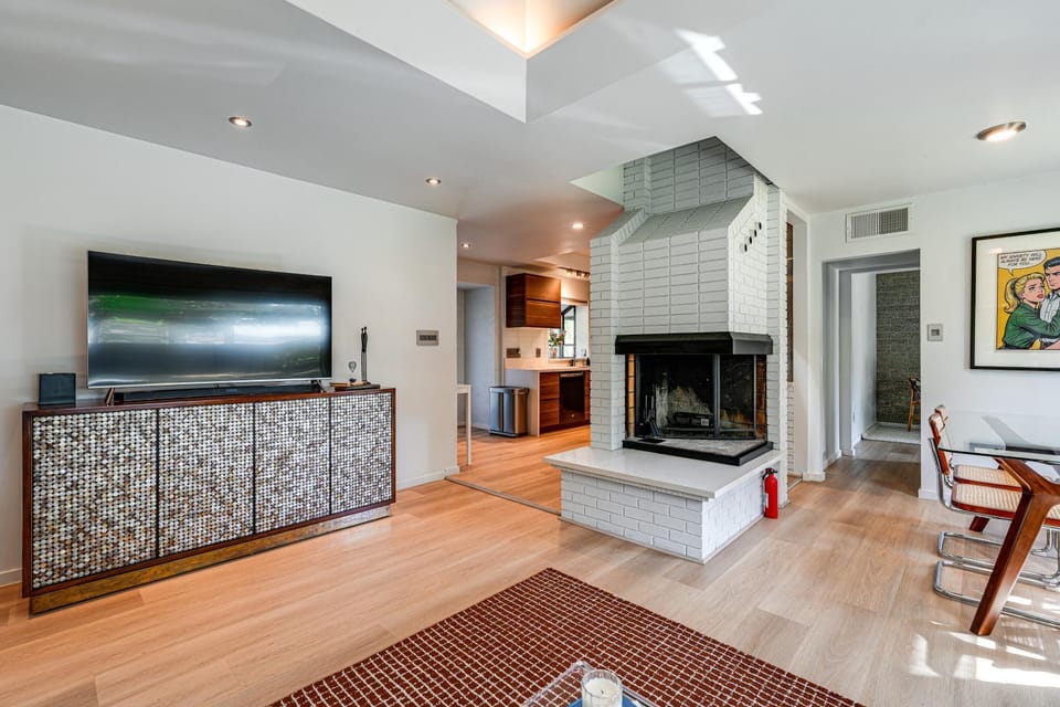 1 Mi to Dtwn & Mill Avenue! Home w/ Outdoor Oasis House in Tempe