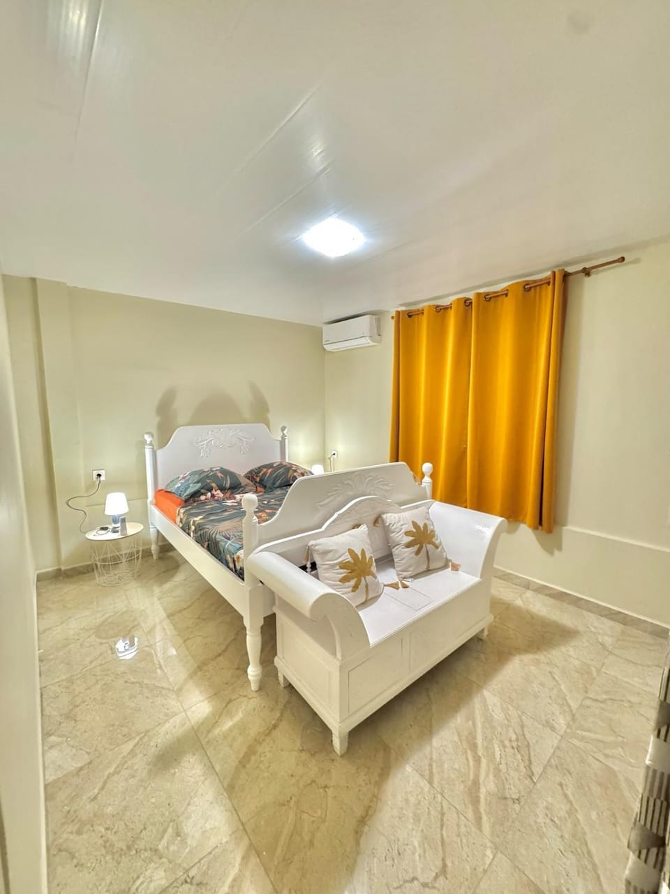 Bed, Photo of the whole room, Bedroom, towels, air conditioner