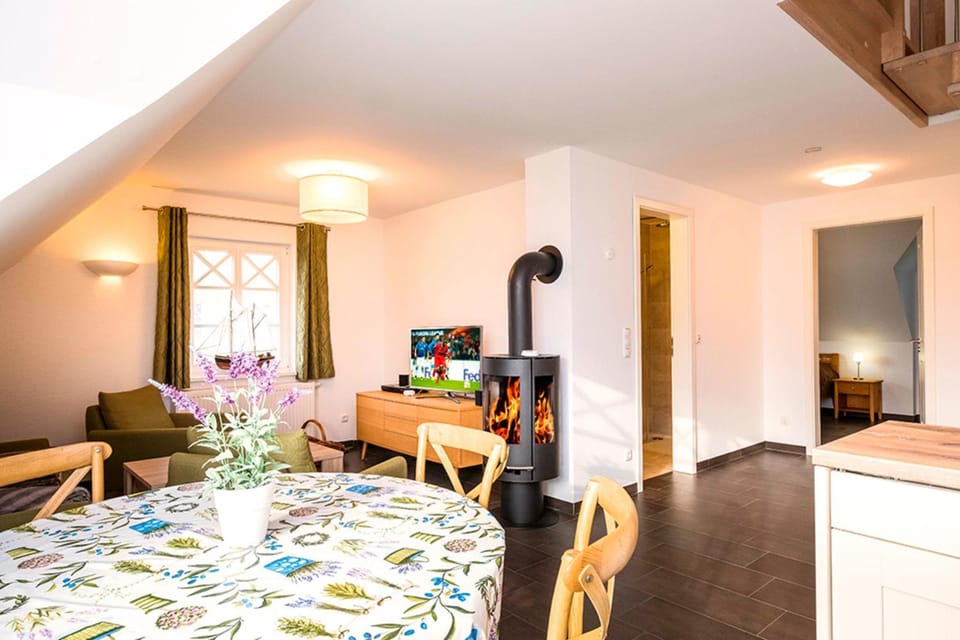 Inseltraum Whg Kranich 1 Et re Apartment in Zingst