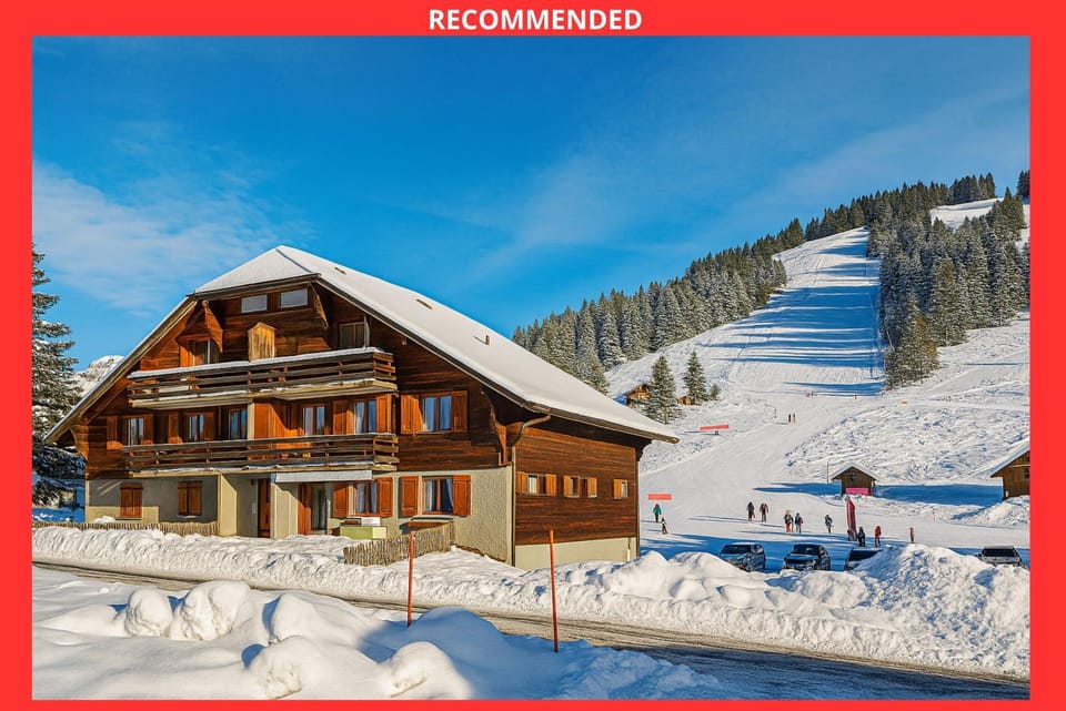 Ski School, Ski School, Skiing, View (from property/room), Parking