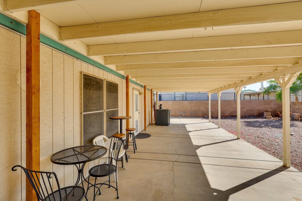 Golf, Fish & Unwind! Group Getaway in Fort Mohave House in Fort Mohave