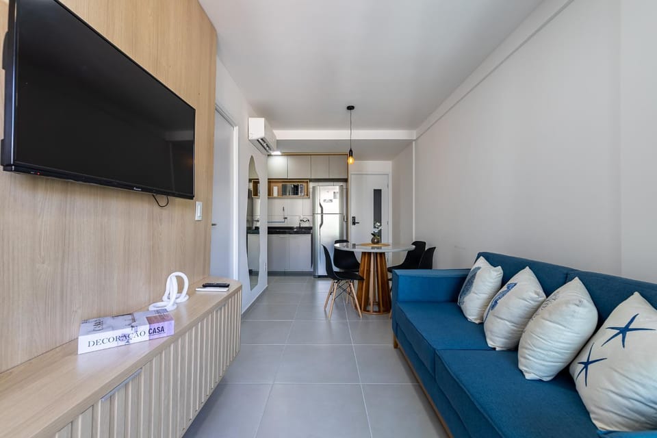 Communal lounge/ TV room, TV and multimedia, Kitchen or kitchenette, Living room, Seating area, Evening entertainment