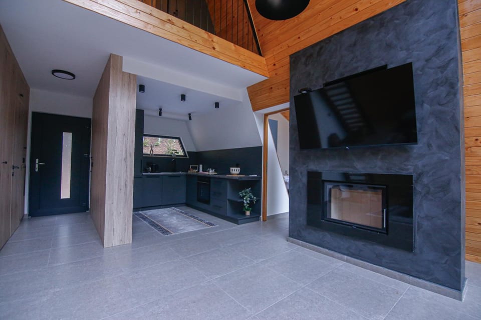 TV and multimedia, Kitchen or kitchenette