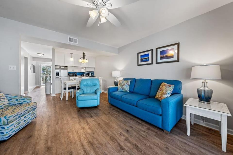 Compass Point 308 by Youngs Suncoast Apartment in West Beach