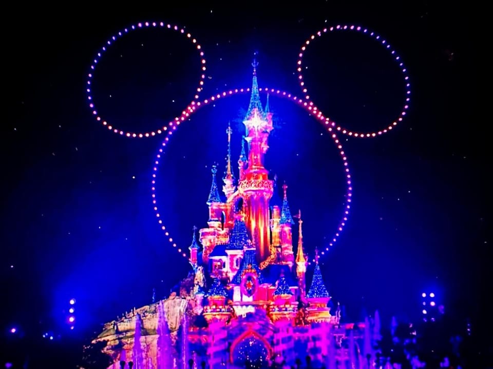 Nearby landmark, Night, Evening entertainment