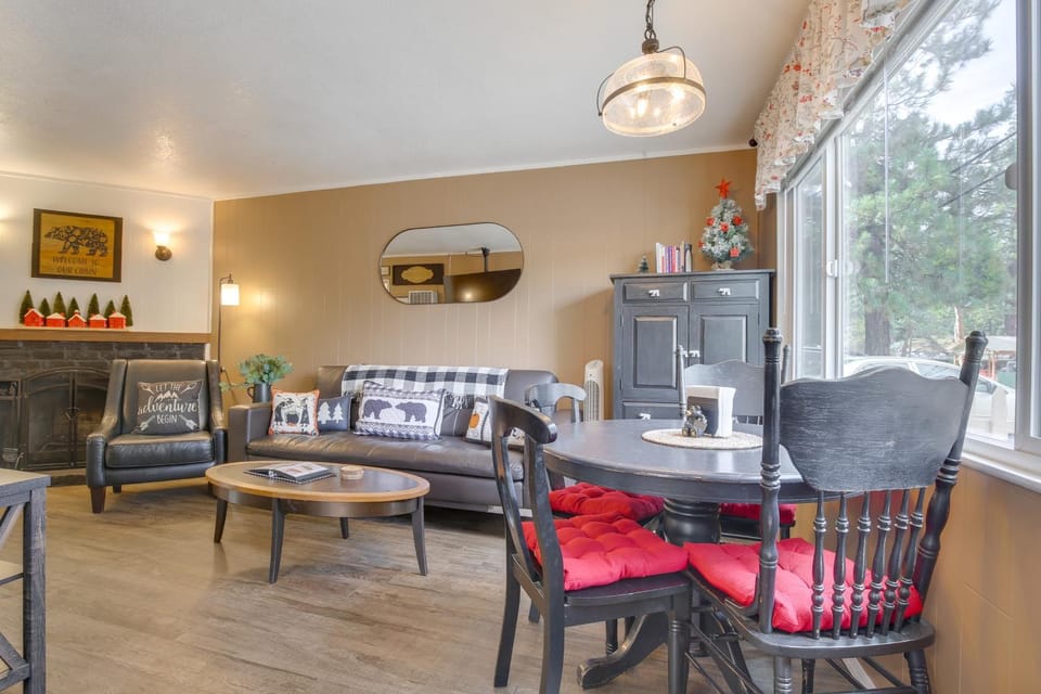 Big Bear Ski Hideaway! Cozy Cabin with Fenced Yard Cabin in Big Bear