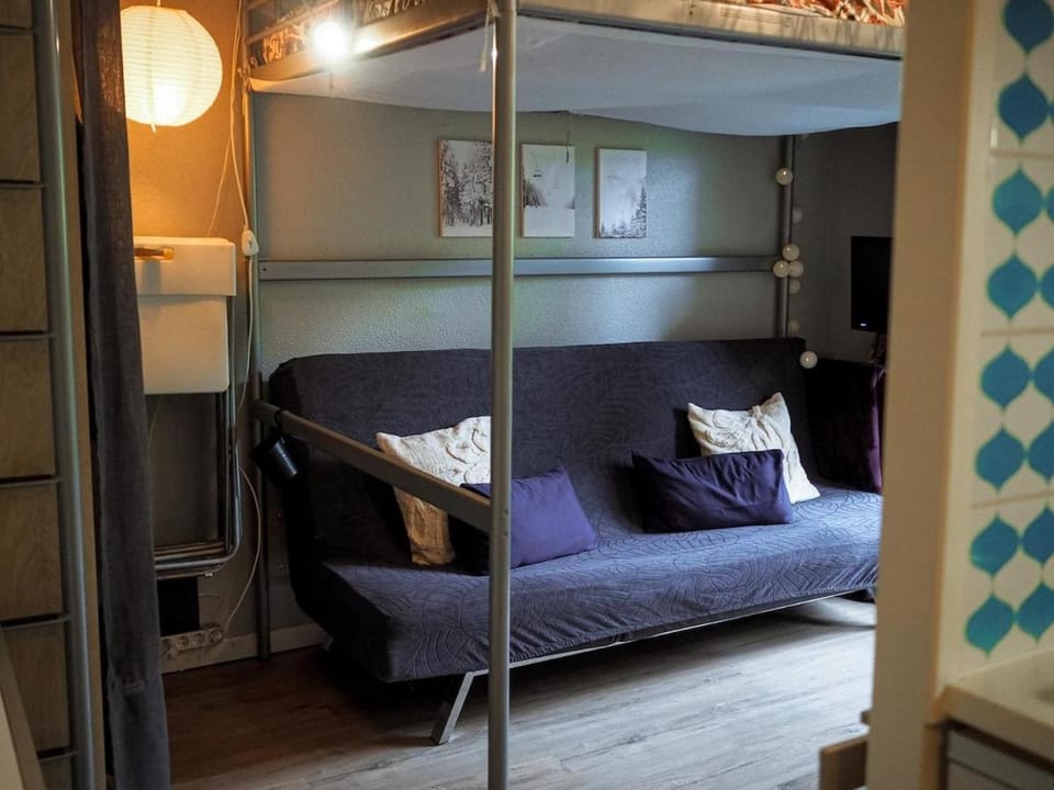 Living room, Bedroom