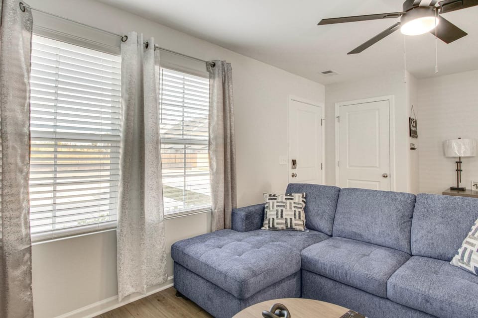 Private Yard: Family Hideaway 9 Mi to Fort Jackson House in Columbia