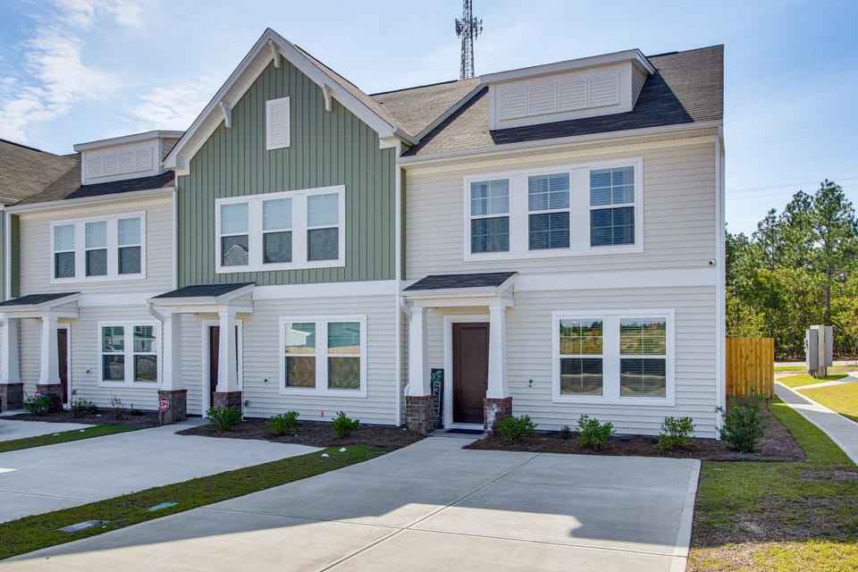 Private Yard: Family Hideaway 9 Mi to Fort Jackson House in Columbia