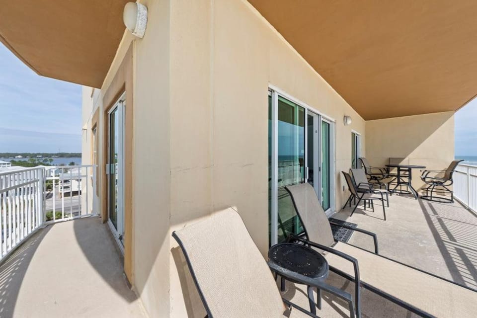 Crystal Shores West 208 by Youngs Suncoast Apartment in West Beach