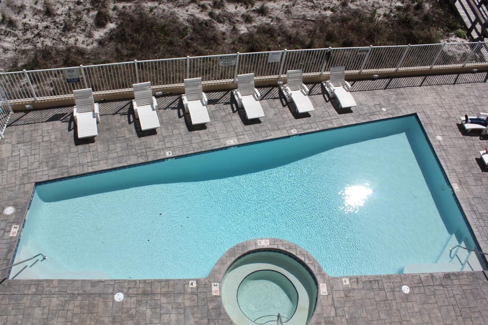 Four Winds 303 by ALBVR - Great Beachfront condo in low density complex! Apartment in Orange Beach