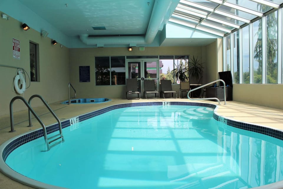 Hot Tub, On site, Pool view, Swimming pool, Swimming pool