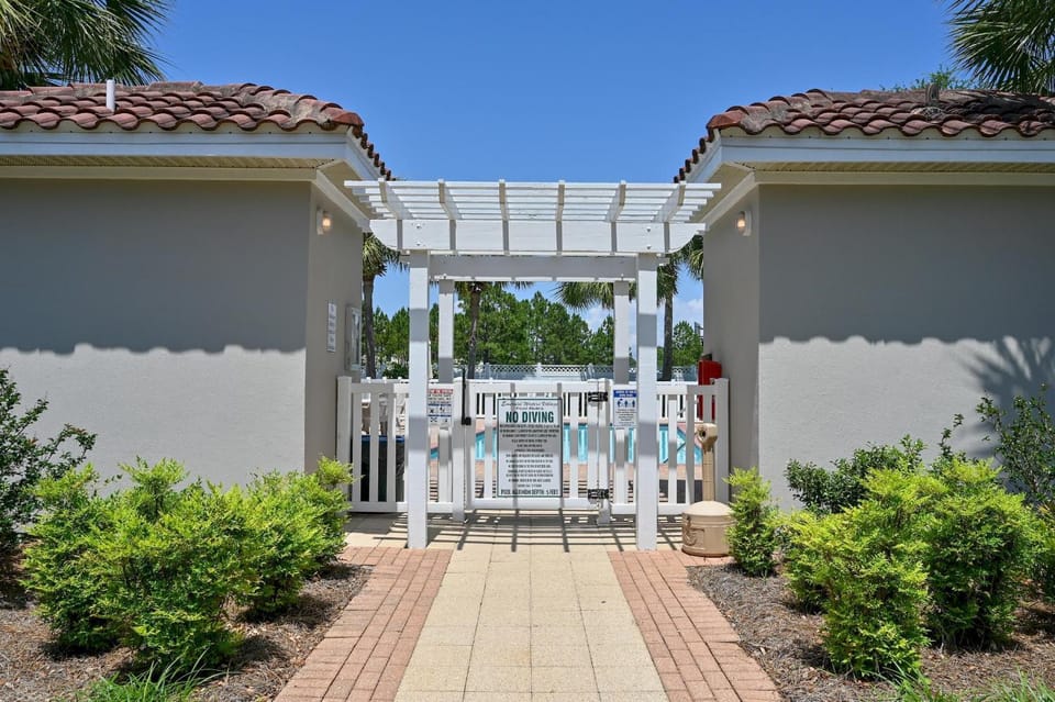 Coastal Grace House in Miramar Beach