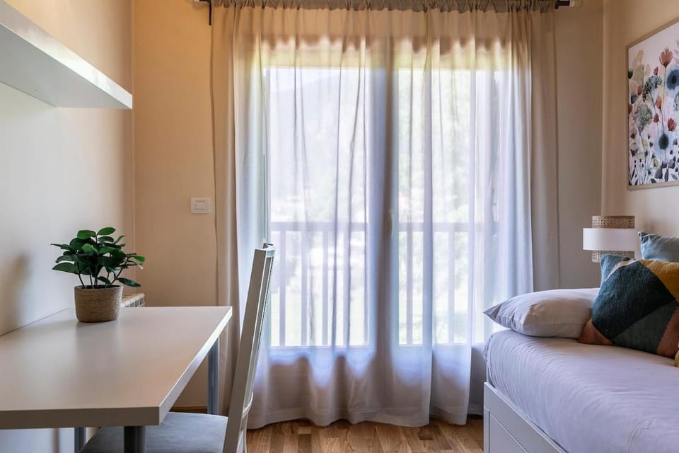Paramita Adosado con Jardin House in Villanúa