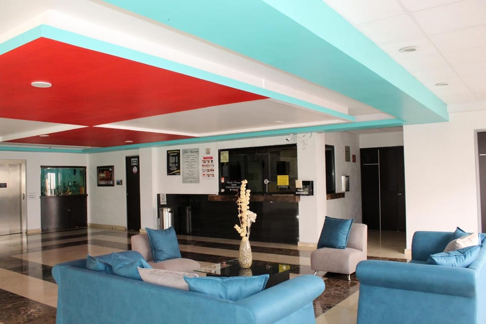 Living room, Lobby or reception