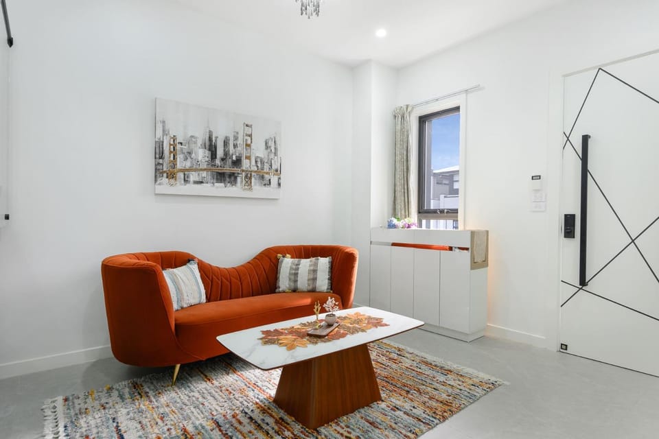 5BR Marsden Park Home Near Schofields Station House in Sydney