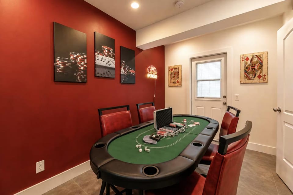 Casino, Game Room