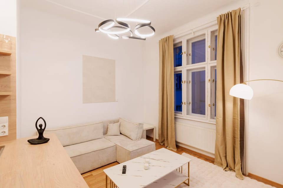Living room, Photo of the whole room, Seating area