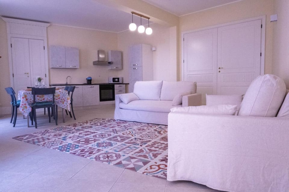 Cagliari Downtown - Piazza Martiri suite Apartment in Cagliari