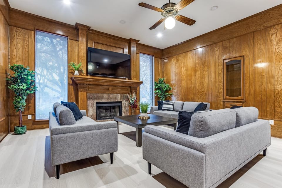 The Castle 9BR Retreat w Pool Game Room House in Garland