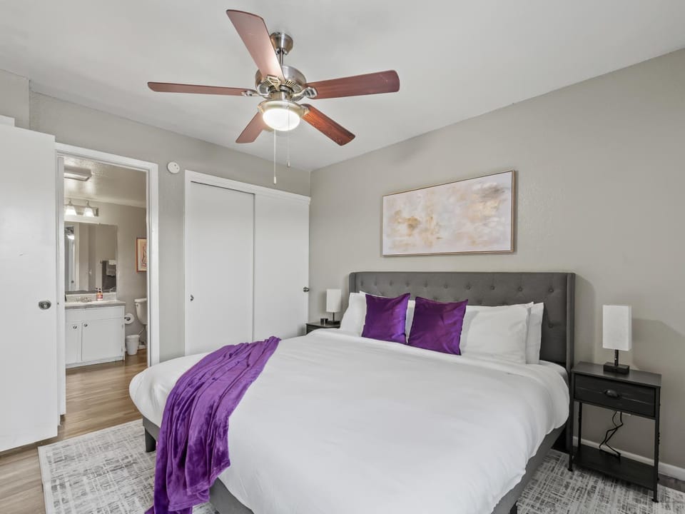 Alder Stay 3BD Townhome Near AT&T Stadium FIFA House in Arlington