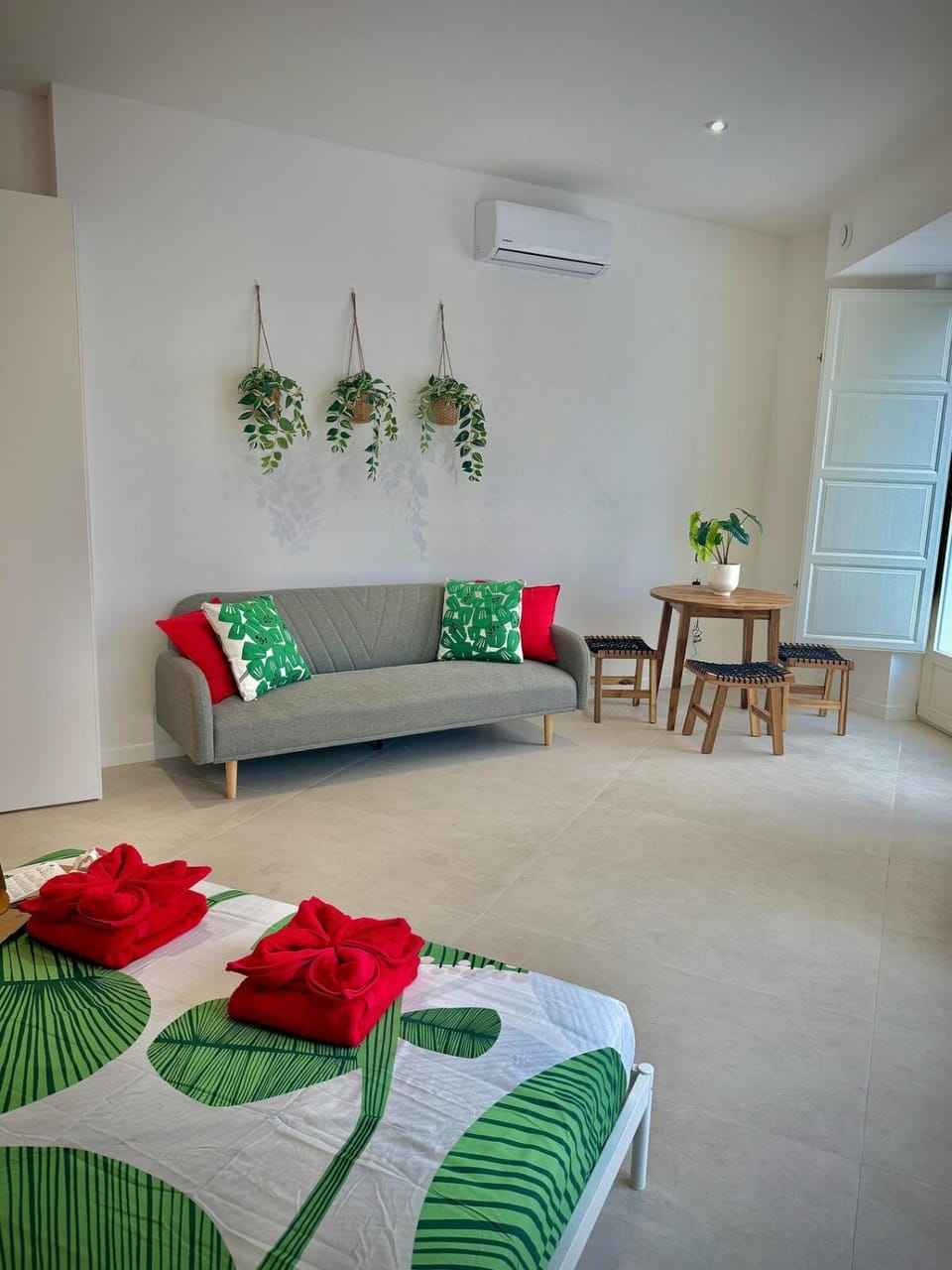 Glamour Suite 2 next to the city center Apartment in Valencia