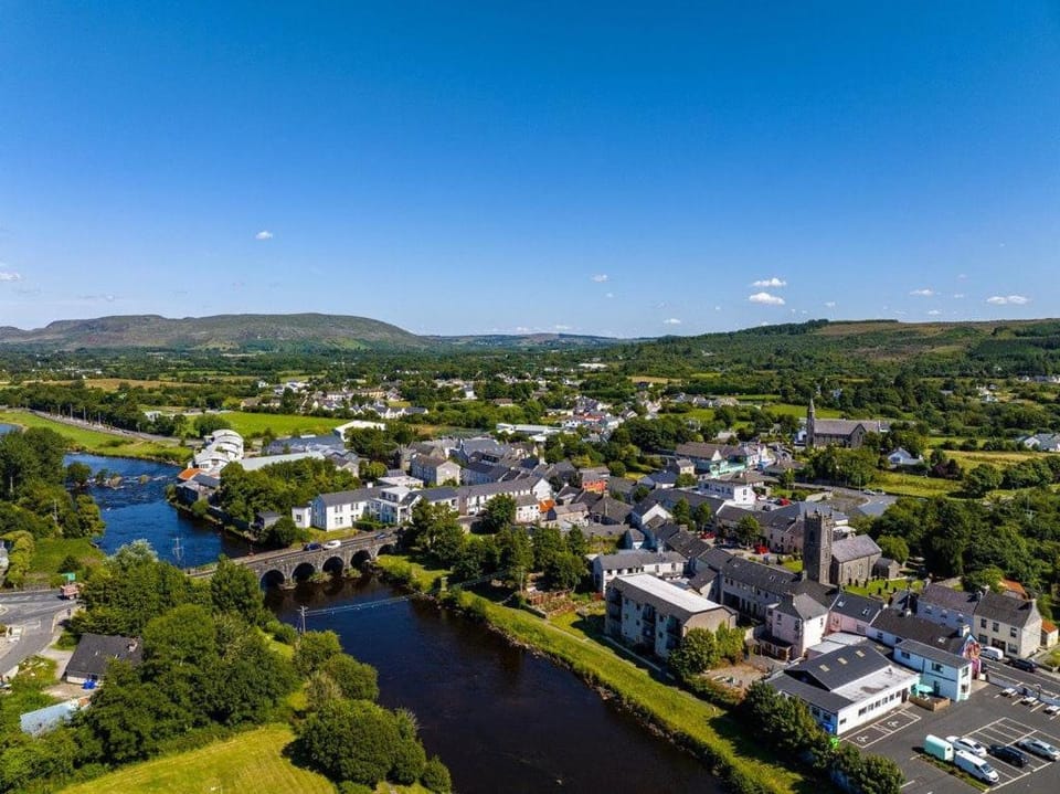 Bird's eye view, Street view