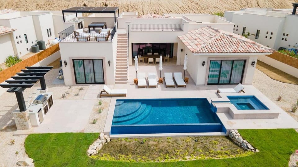 Luxury Stay in Diamante Villa in Baja California Sur