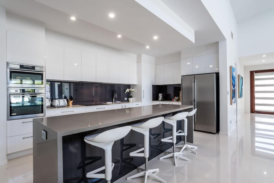 The Hinterland Dip House Minutes to Noosa & Beaches House in Coolum Beach