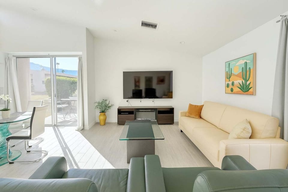 Allura Palm Desert Modern Ironwood Country Club 2BR House in Palm Desert