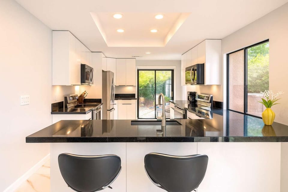Allura Palm Desert Modern Ironwood Country Club 3BR House in Palm Desert