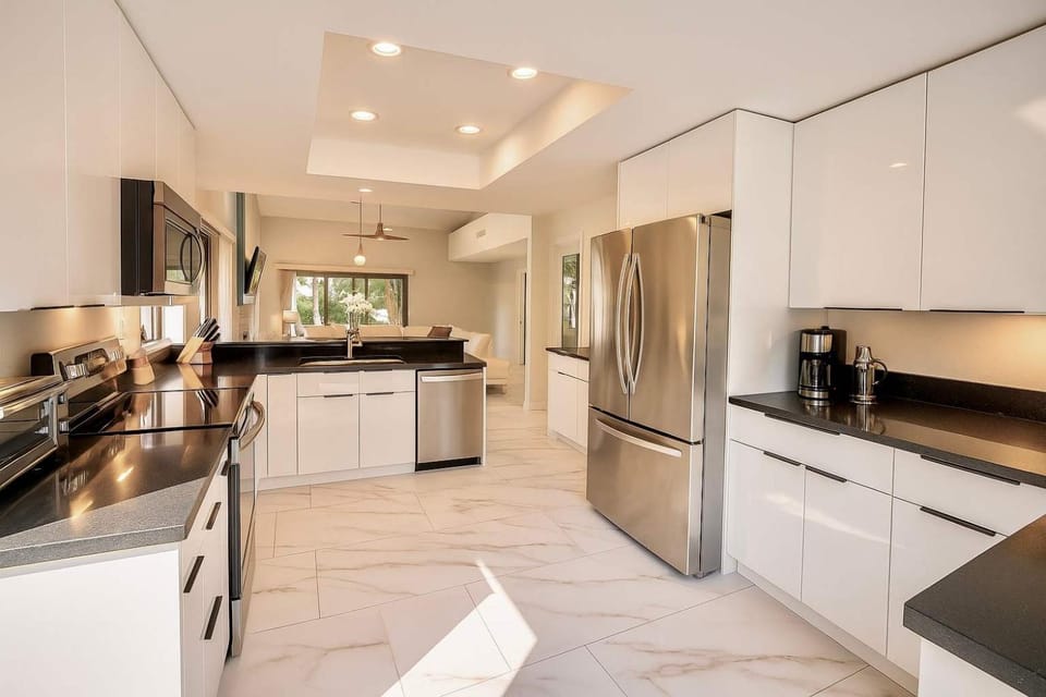 Allura Palm Desert Modern Ironwood Country Club 3BR House in Palm Desert