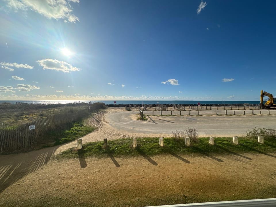 Sea view, Sea view
