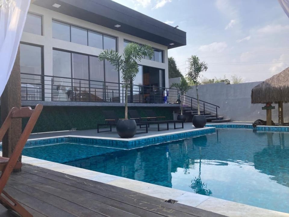 MaldivasHouse House in Mogi das Cruzes