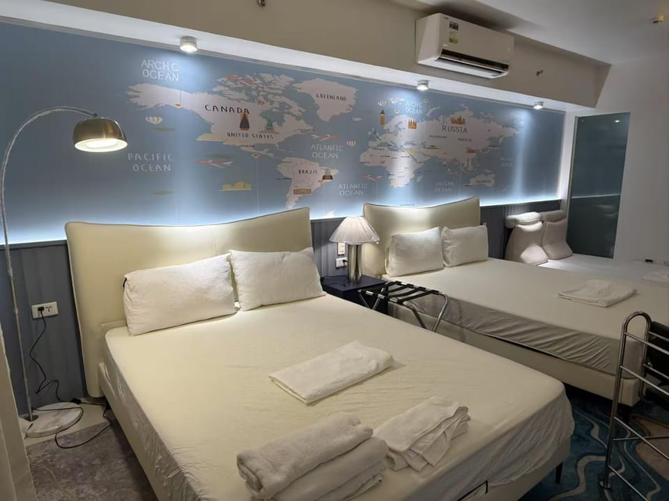Photo of the whole room, Bedroom, towels, air conditioner