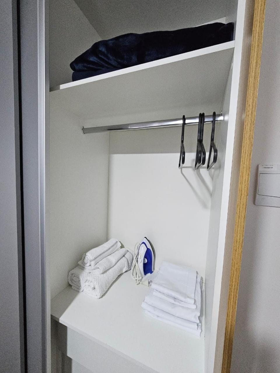 towels, wardrobe