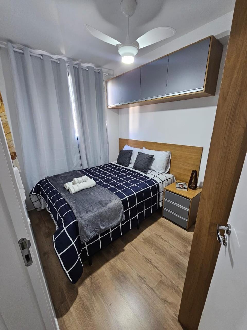 Bed, Bedroom, wardrobe