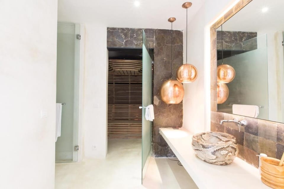 Shower, Toilet, Sauna, Bathroom