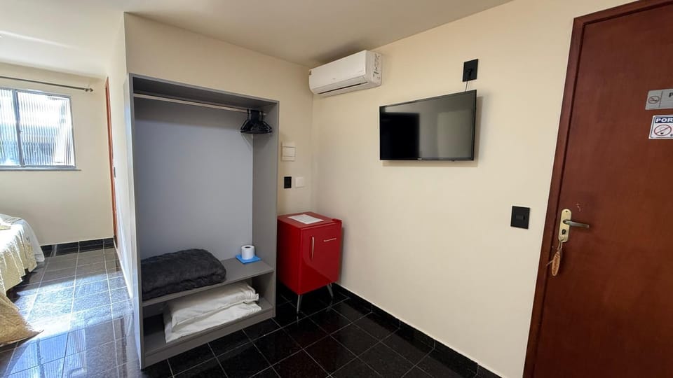 Caminho de Itacoatiara Bed and Breakfast in Niterói