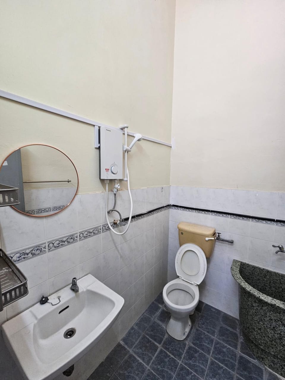 Shower, Toilet, Bathroom, bidet