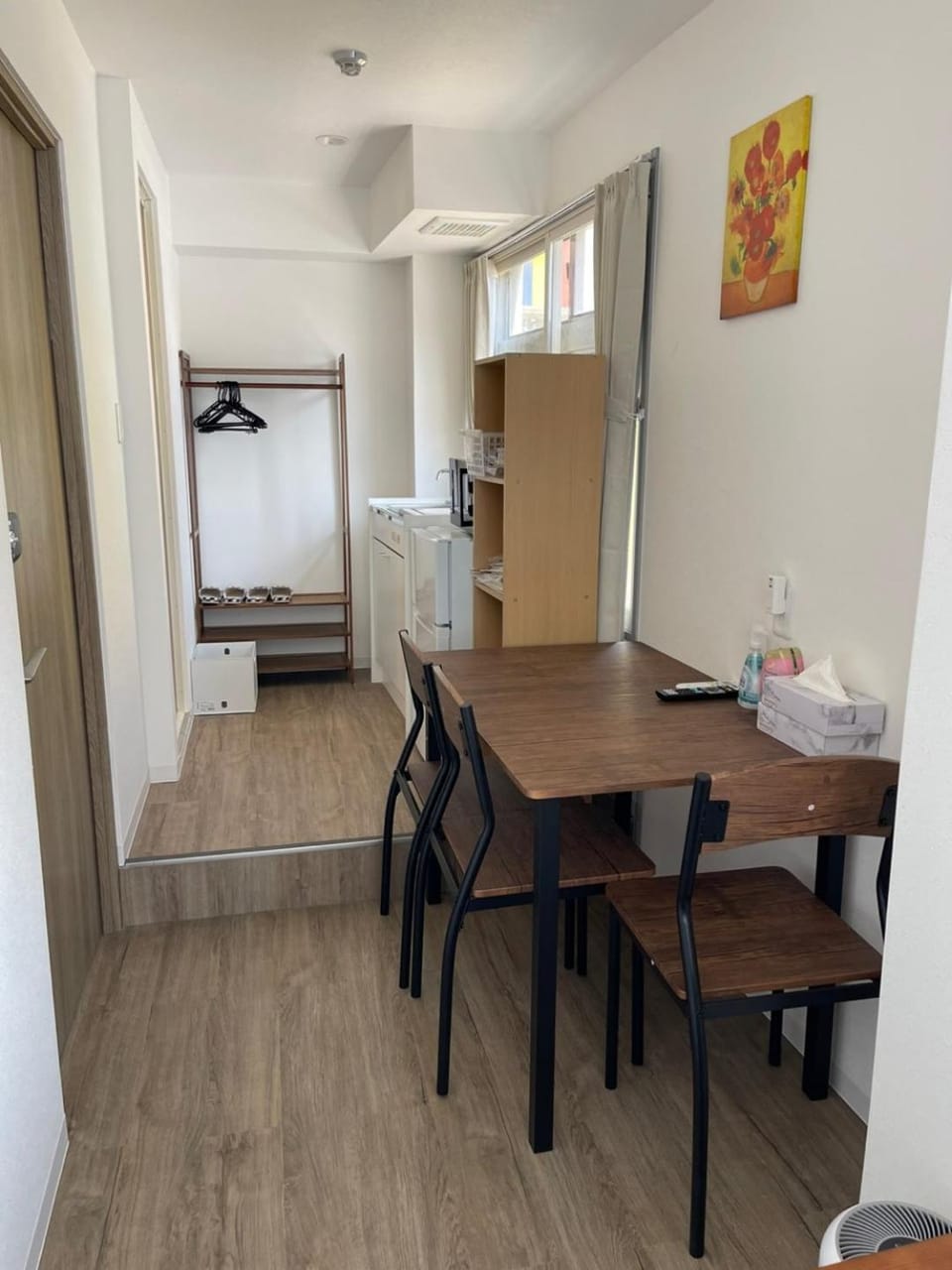 Kitchen or kitchenette, Living room, Dining area