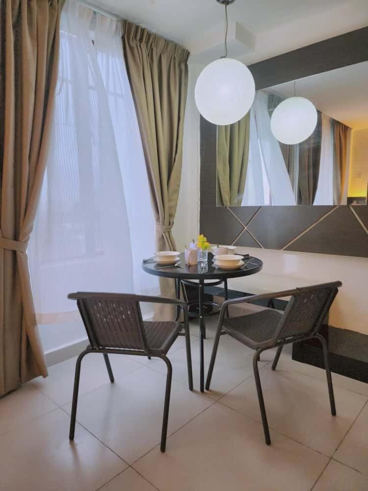 Langkawi Lagoon 3 pax beach and sea view 308 Apartment in Kedah