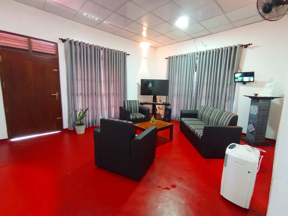 Villa Piore Apartment in Kamburugamuwa