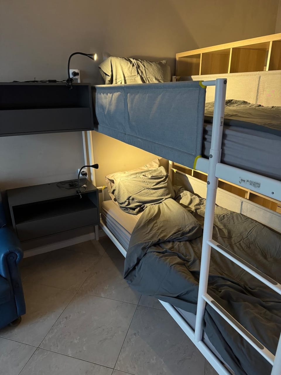 Bedroom, bunk bed