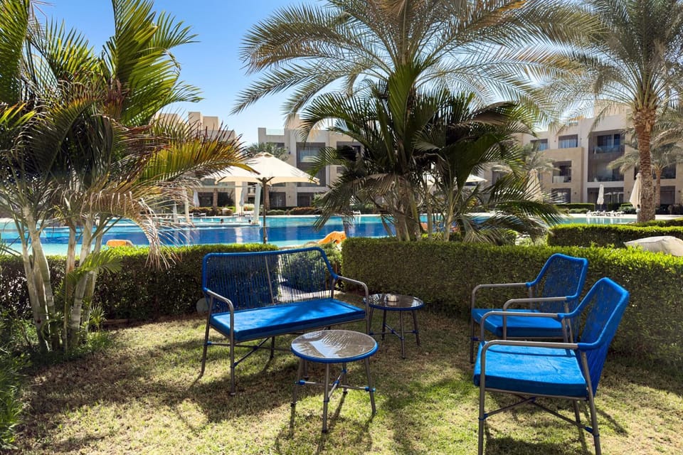 The Platinum Perch 2BDR Pool View Free Pool & Beach Access Apartment in Hurghada