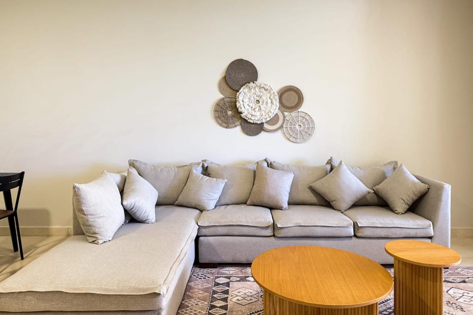 Living room, Decorative detail, Seating area, Family, furniture