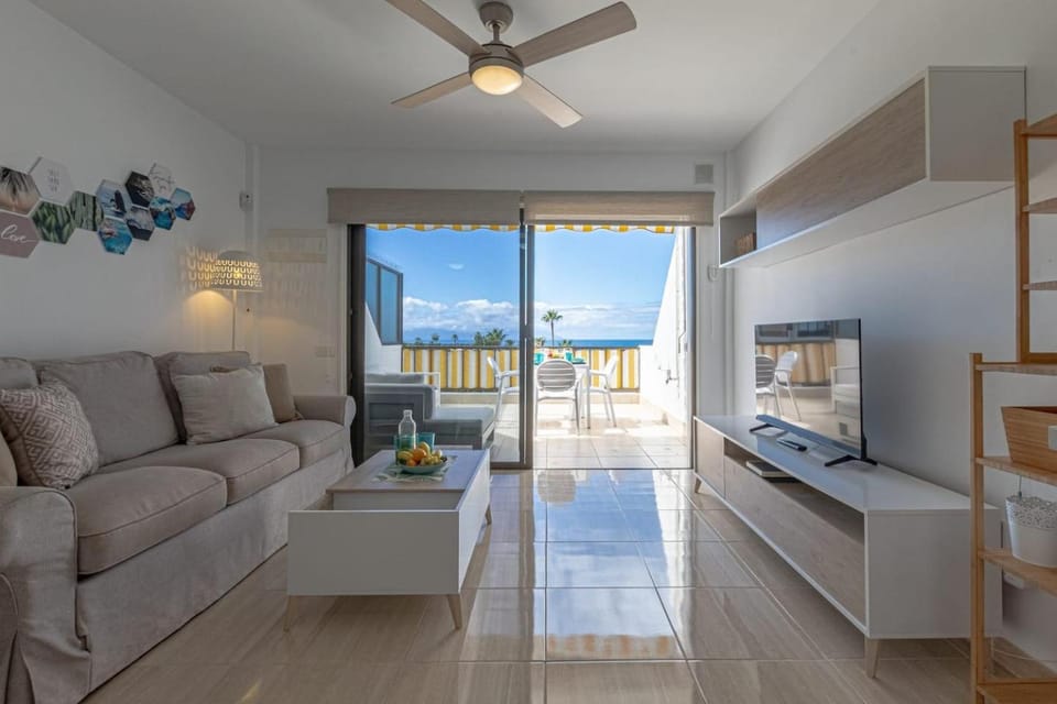 Oceanview Tamara Apt With Pool Apartment in Acantilados de Los Gigantes